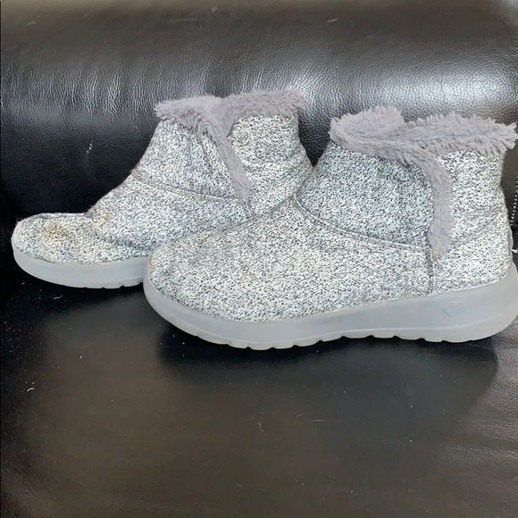 skechers goga mat boots